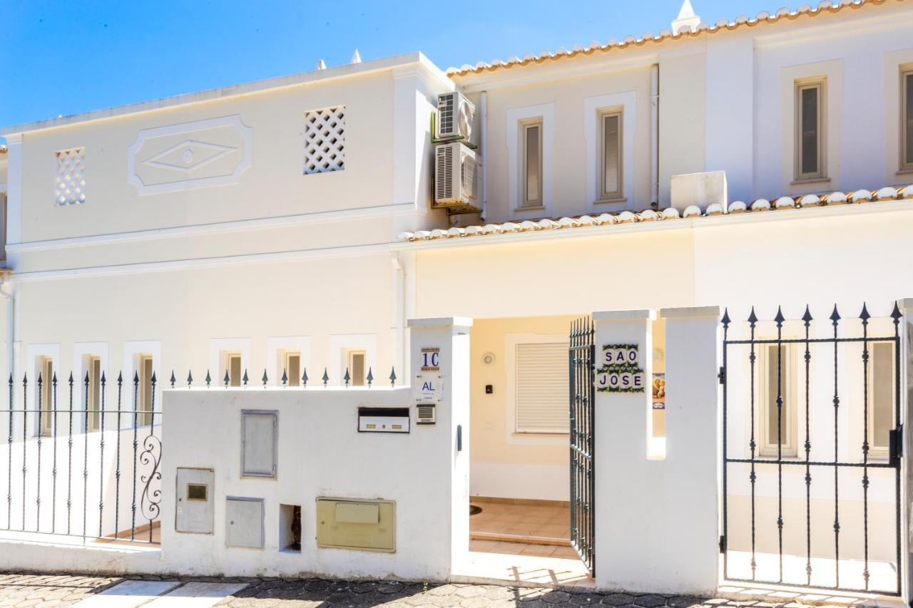 Cozy & Luxurious Getaway - 3 Decks Oceanview & Pool - Sao Jose Apartment Lagos Exterior photo